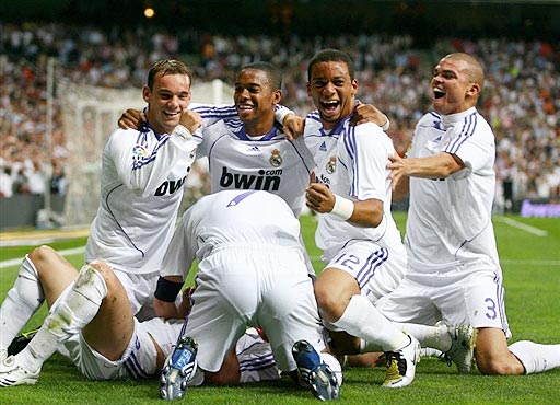 日本8比3胜德国，但张本智和却笑不出来！时隔38天再输邱党