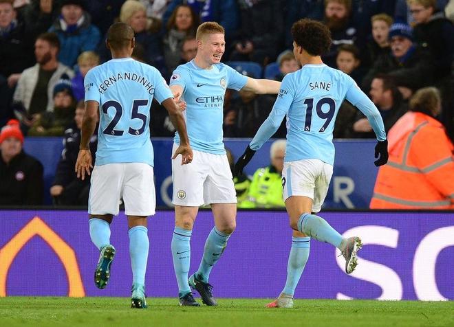 190km发球时速+肩伤隐患！郑钦文退赛是怕输？休养后能更强吗？