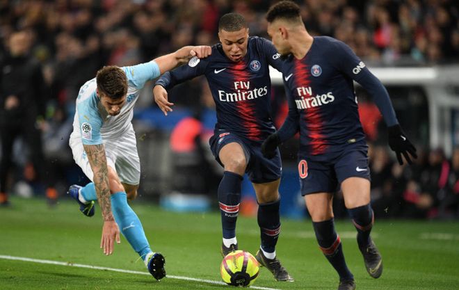 每体：巴萨发现约100名会员涉及欧冠对法兰克福门票转售问题