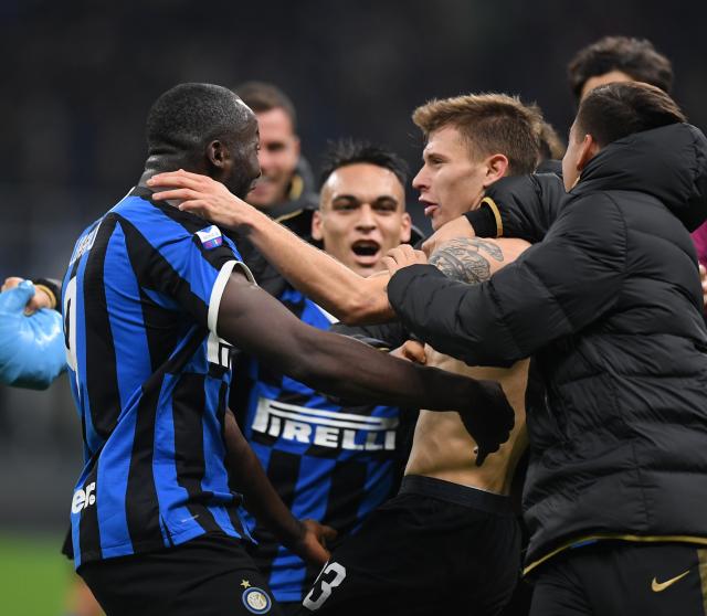 CBA广东男篮险胜辽宁男篮