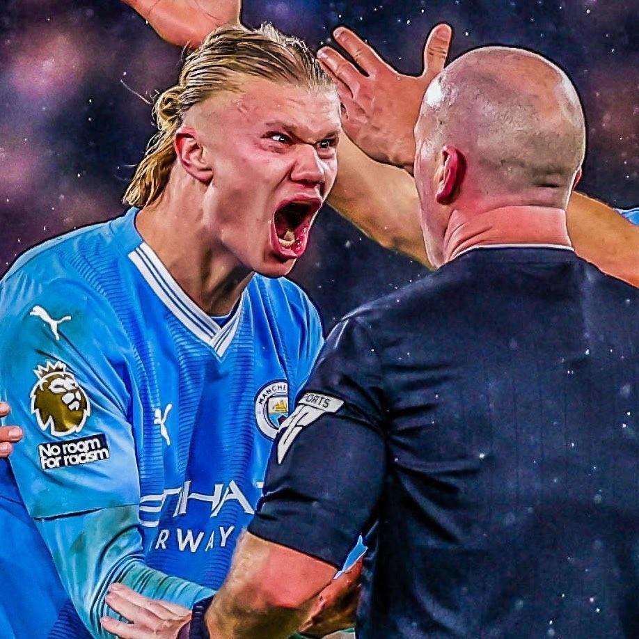 摩根：梅西最近也做了类似的肘击动作，却没人采取任何行动