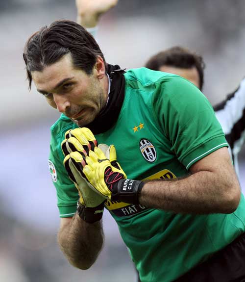 球队的未来？梅州副总经理：还要等老板的通知，球队会继续的