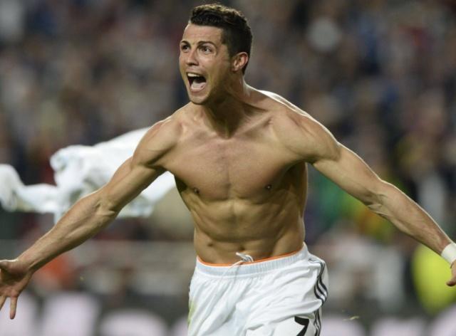 就要和你贴贴！曼联利物浦相爱相杀 积分死缠焦孟不离