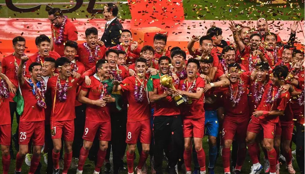 【战报】2025LPL春季赛WE 0-2 EDG，EDG成功锁定联赛前二