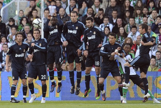 弗兰克：热刺老板必须花大钱买人，没有球队能不投资就成功