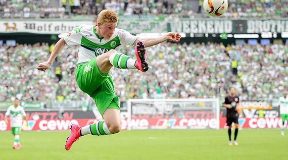 背身列队被罚，拉普拉塔大学生官方：将上诉，支持贝隆和全队