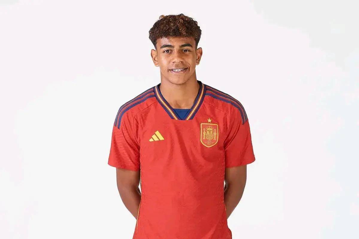 赛季至今效率图公布：火箭进攻第1&独行侠垫底，雷霆防守最强