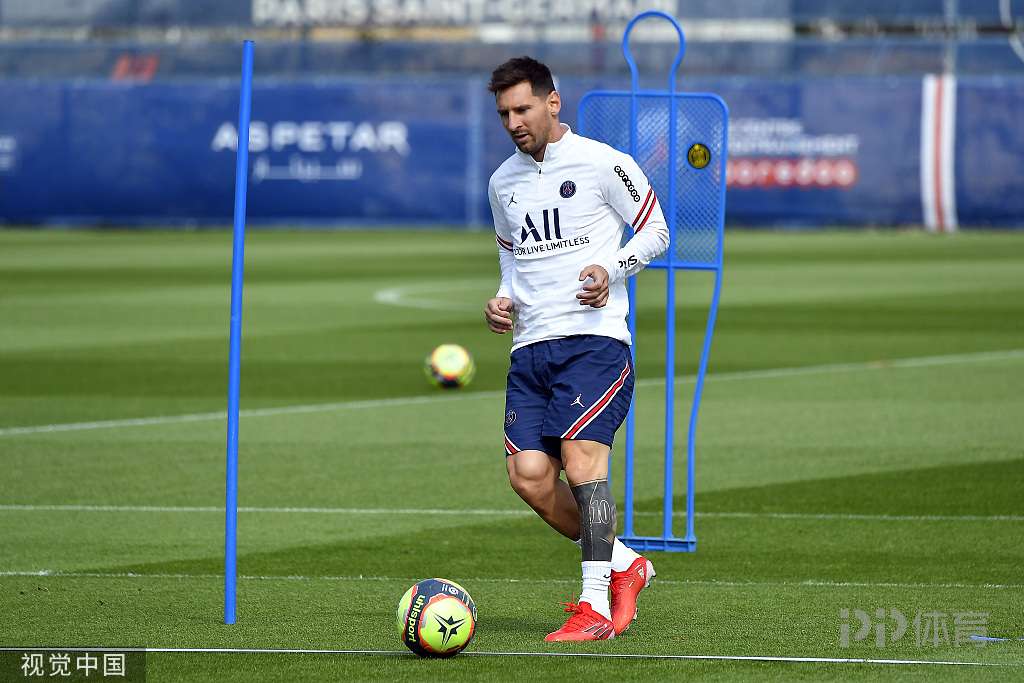 成都蓉城祝贺铜梁龙冲超：期待我们明年中超赛场见